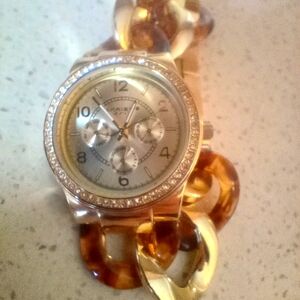 Akribos Watch